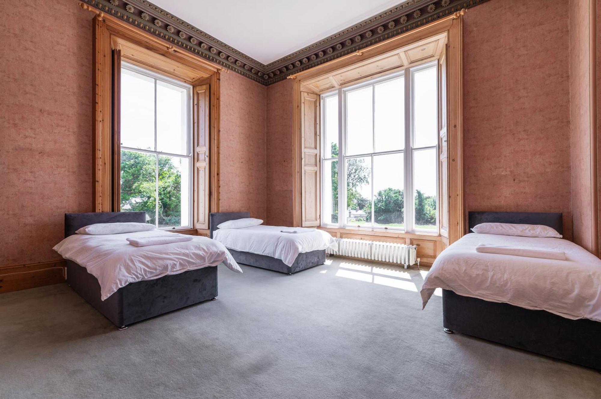 Montebello House Hotel Dublin Exterior photo